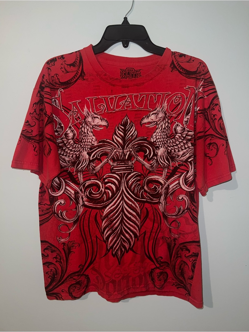 MMA Elite T-Shirt Y2K Graphic Tee Dragon Griffin and Fleur-de-lis Design Large